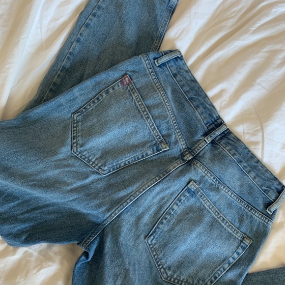 BDG W26 Blue Medium Wash Mom Jeans - Picture 2 of 6